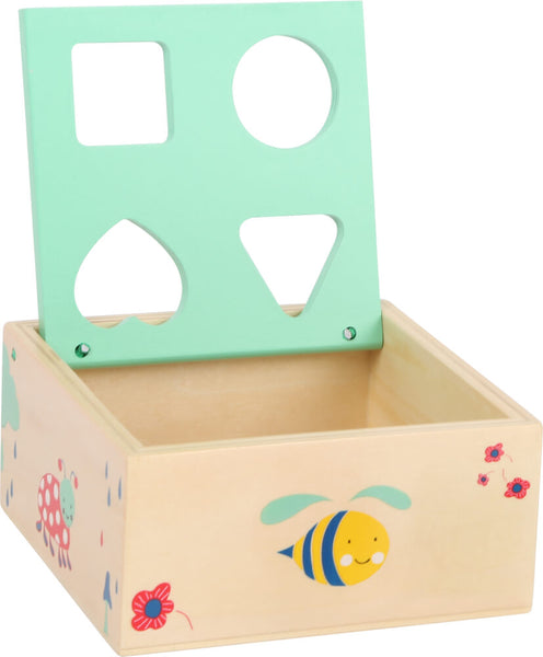 Caixa de encaixar formas em madeira // Shape-Fitting box
